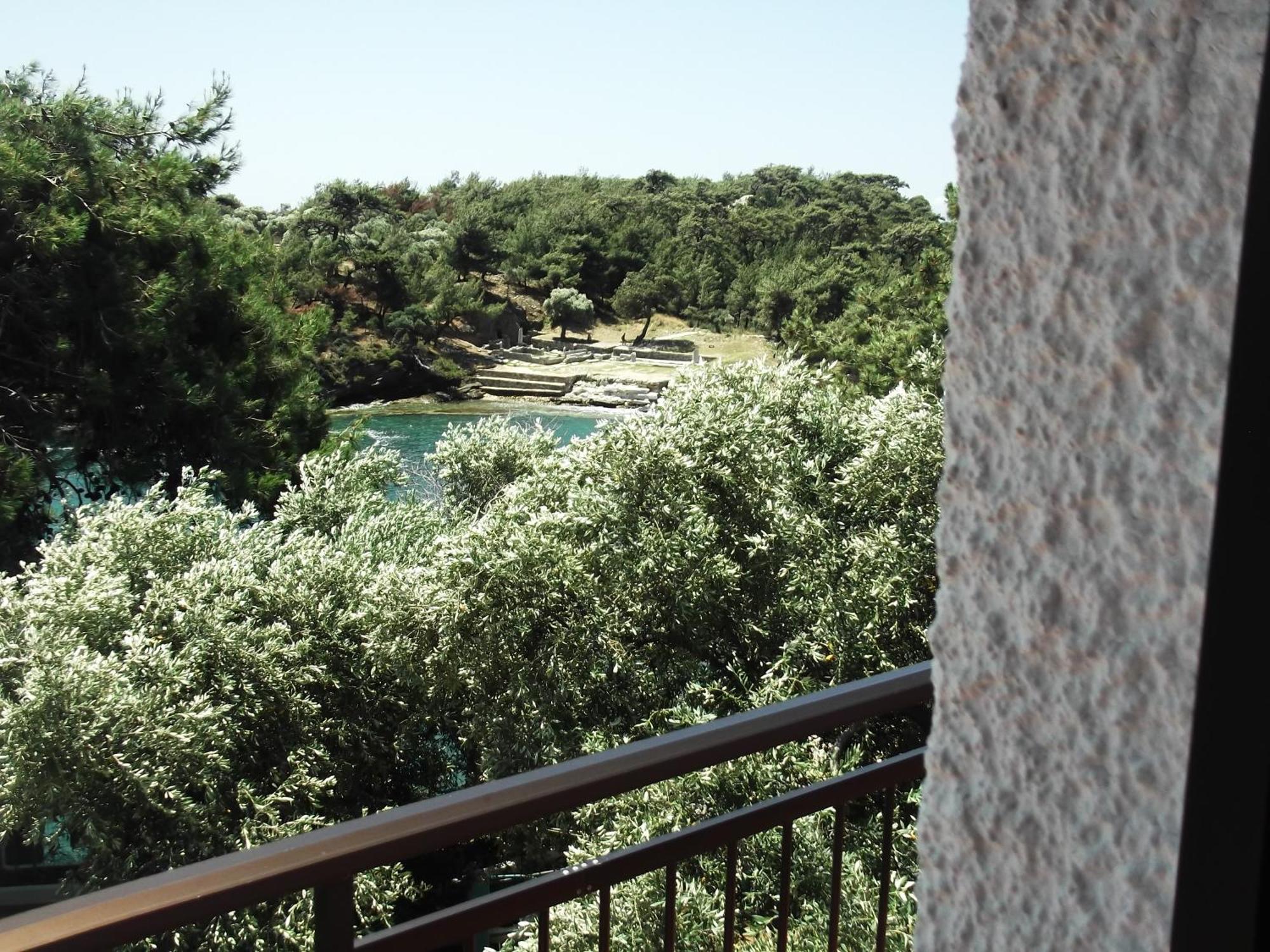 Gorgona Rooms Alikí 외부 사진