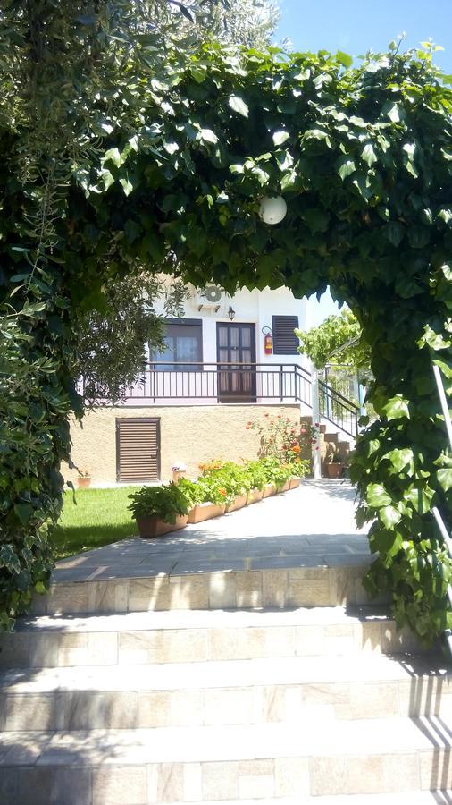 Gorgona Rooms Alikí 외부 사진