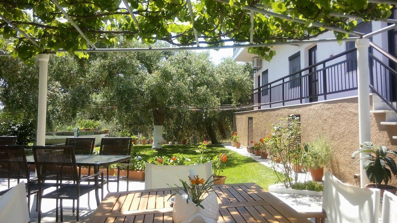 Gorgona Rooms Alikí 외부 사진